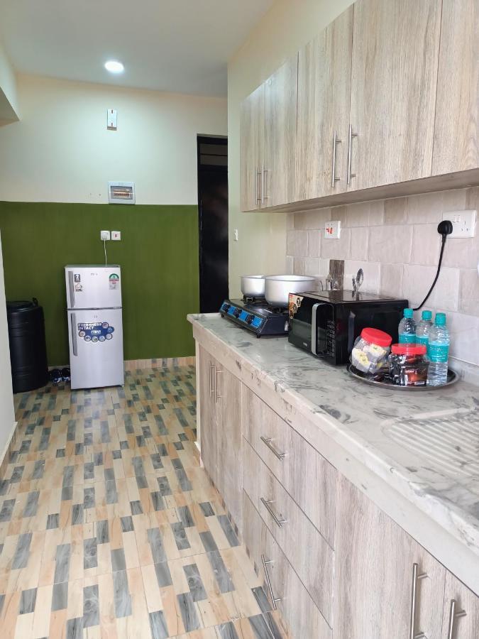 1 Bedroom Fully Furnished Luxurious Apartment Voi Town Екстер'єр фото